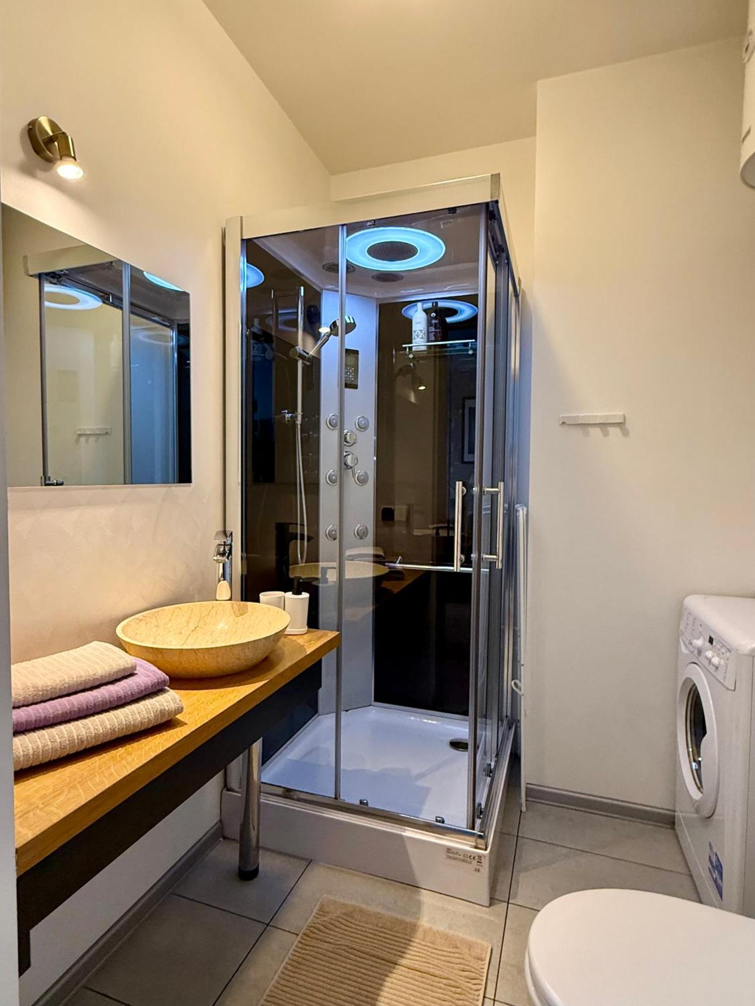 Uno Apartaments Katowice Kültér fotó